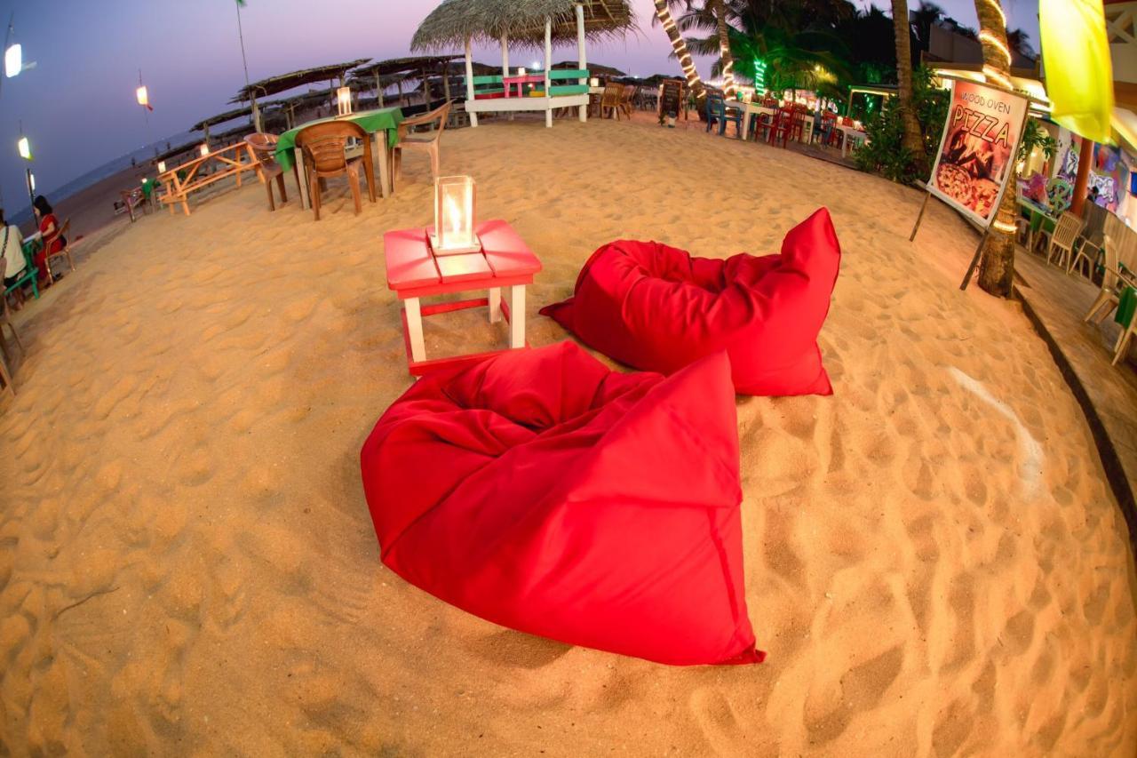 International Beach Hotel & Restaurant Hikkaduwa Esterno foto
