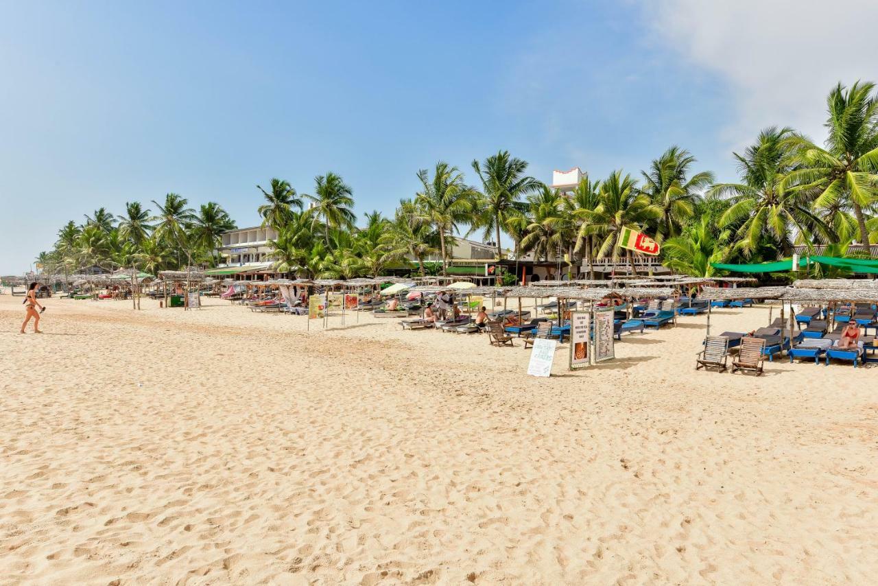 International Beach Hotel & Restaurant Hikkaduwa Esterno foto