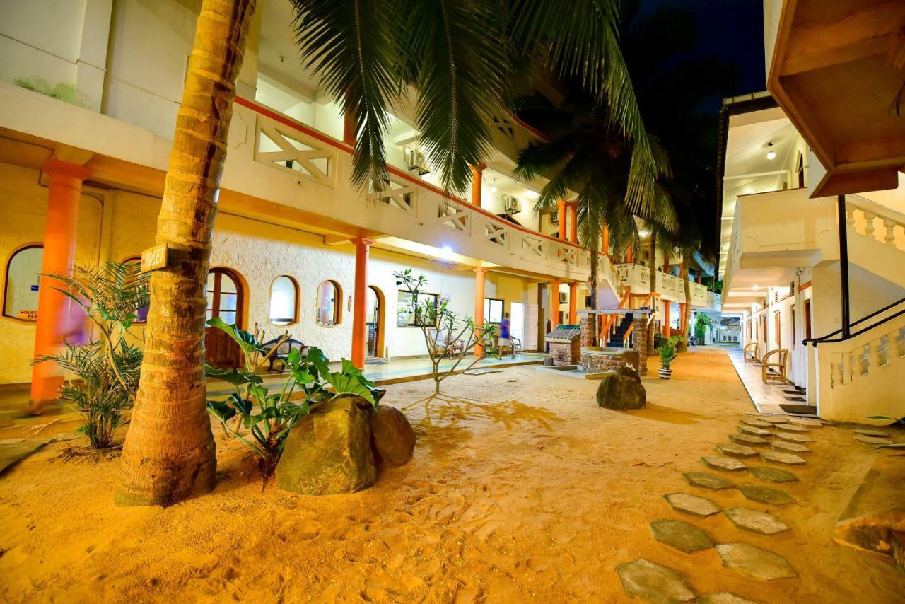 International Beach Hotel & Restaurant Hikkaduwa Esterno foto