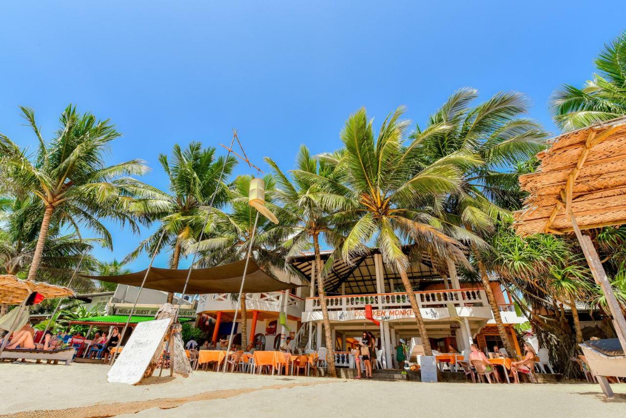 International Beach Hotel & Restaurant Hikkaduwa Esterno foto