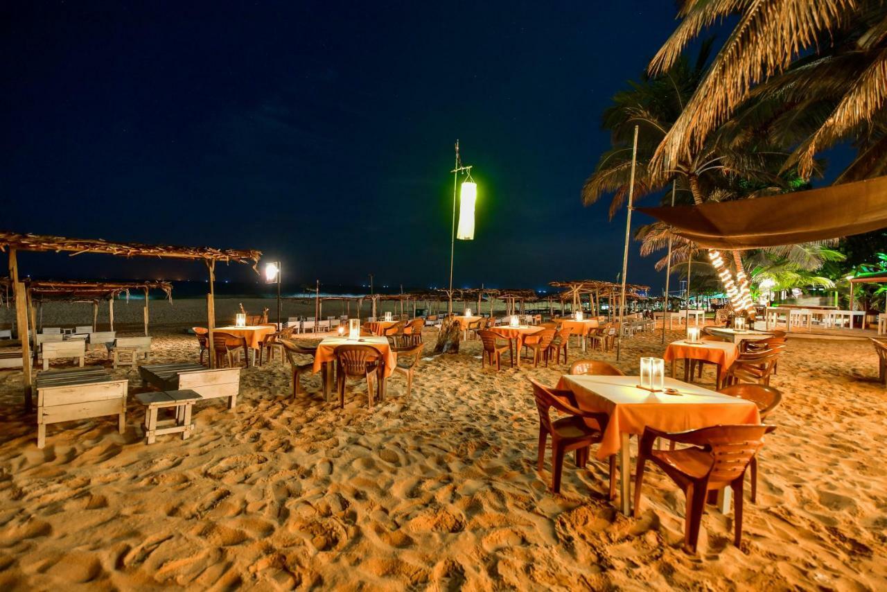 International Beach Hotel & Restaurant Hikkaduwa Esterno foto